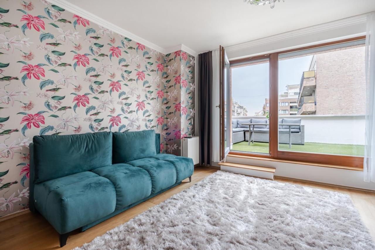 Penthouse Three Bedrooms, Three Balconies Apartment With Free Parking In Kiraly Street Budapest Exterior foto